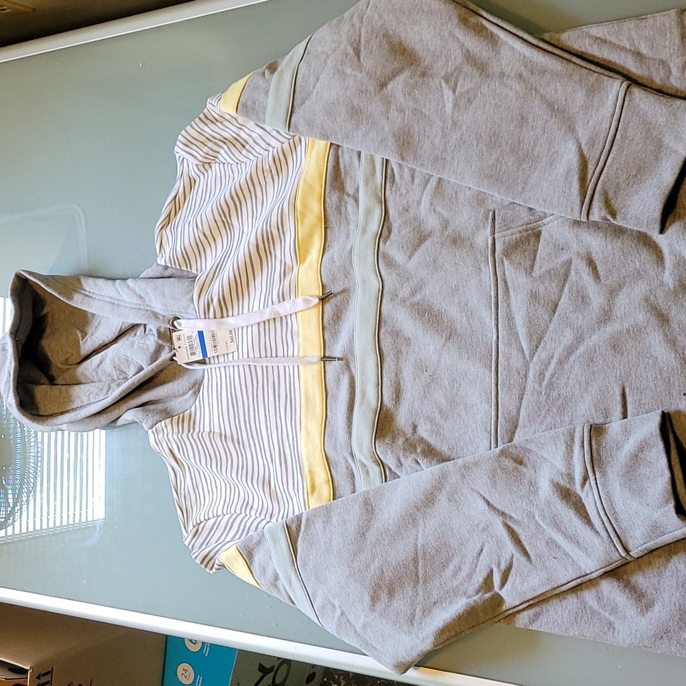 American Rag gray/white/yellow hooded swearshirt